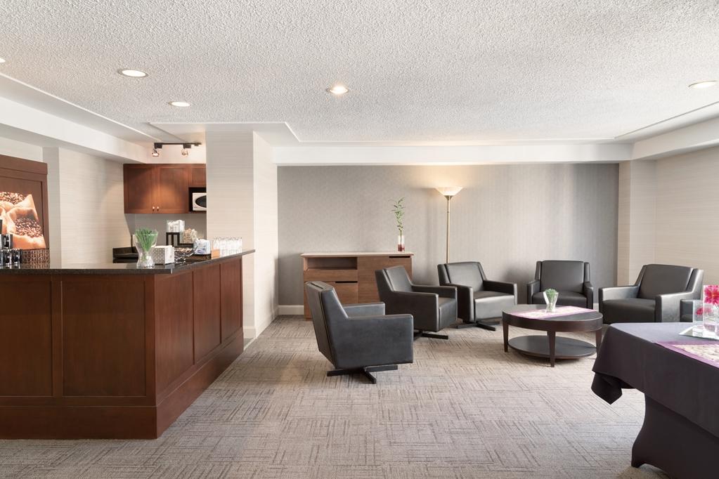 Coast Edmonton Plaza Hotel By Apa Εστιατόριο φωτογραφία