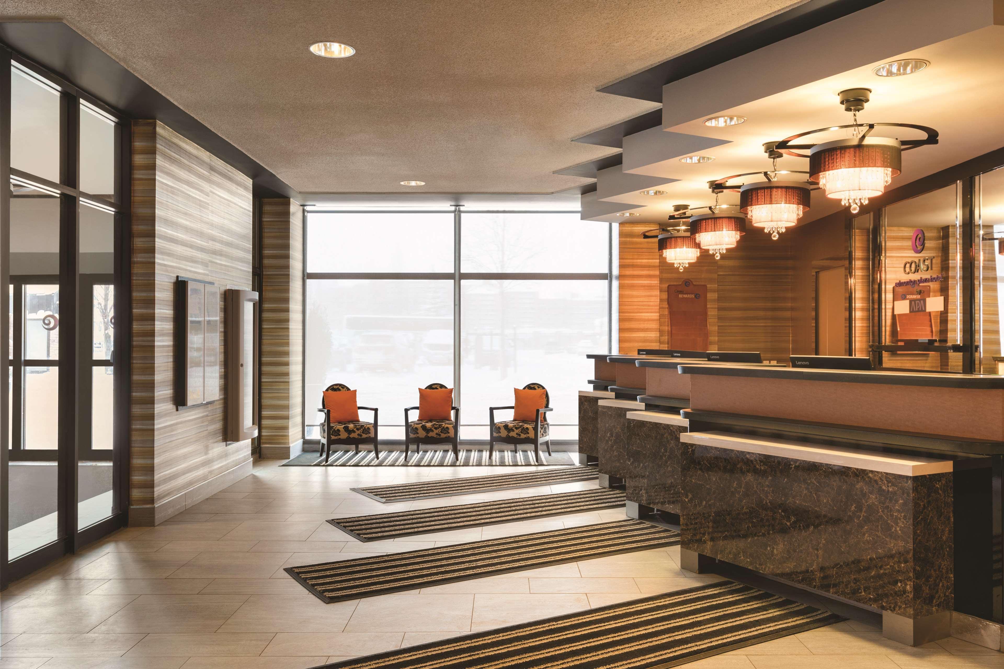 Coast Edmonton Plaza Hotel By Apa Εξωτερικό φωτογραφία